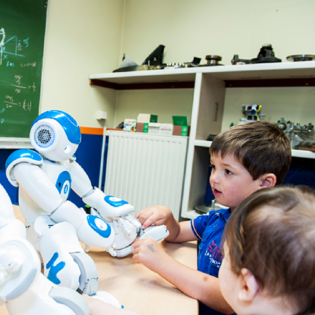 AI and ML to boost revenue by offering personalized offers and experiences - AI for business